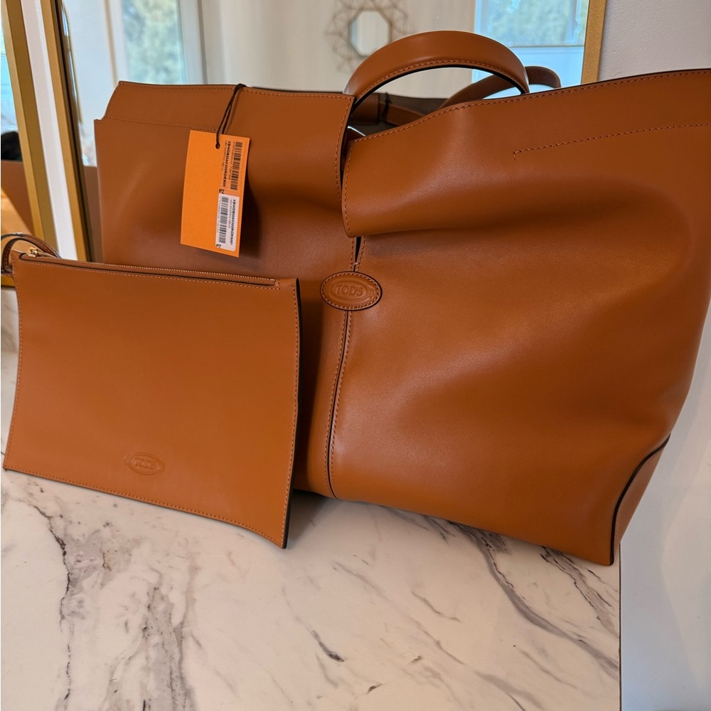 Tod's Medium Leather Di Bag Folio Tote | Cuoio | New With Tags